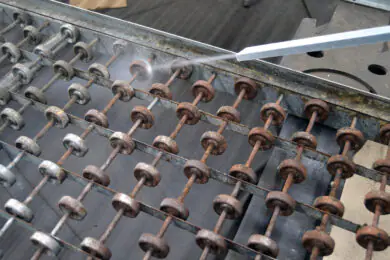 Efficiently cleaning complex geometries like gravity wheels